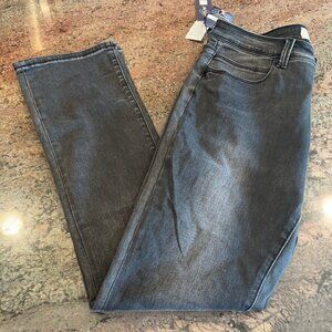 10 Lola Jeans E01 5284